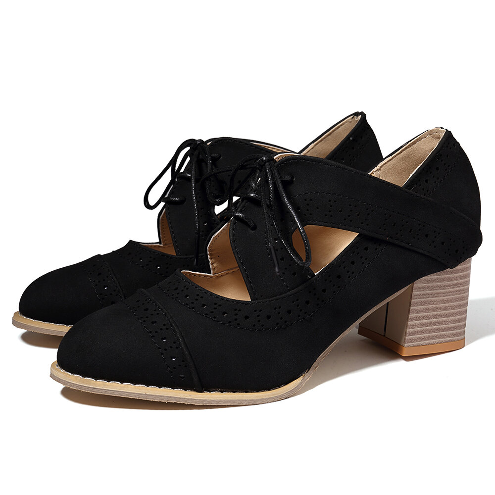 
	Women Brogue Carved Chunky Heel Shoes