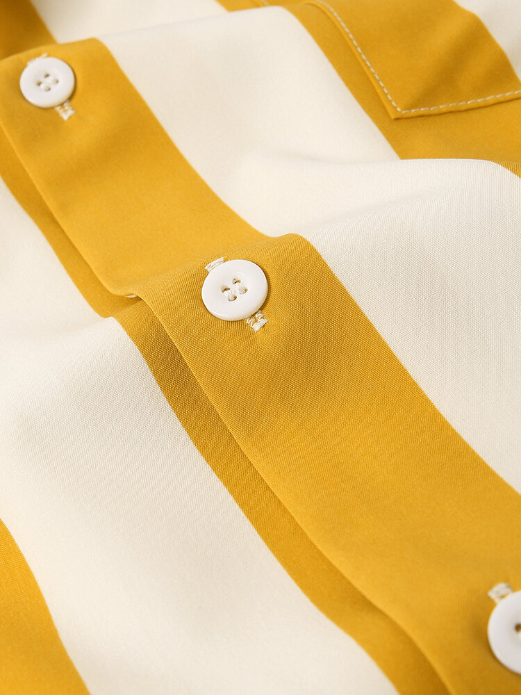 
	Men Casual Striped Turn-down Collar Short Sleeve Shirt