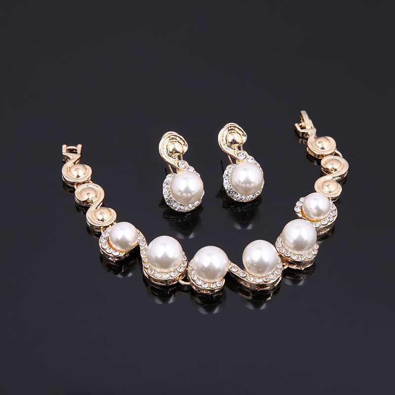 
	18K Gold Necklace Pearl Earrings Ring Rhinestone Wedding Party Jewelry Set Gift for Women