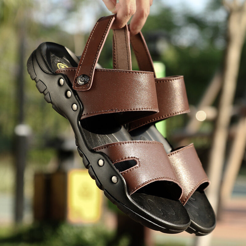 
	Men Pure Color Leather Large Size Non Slip Soft Sole Casual Beach Sandals