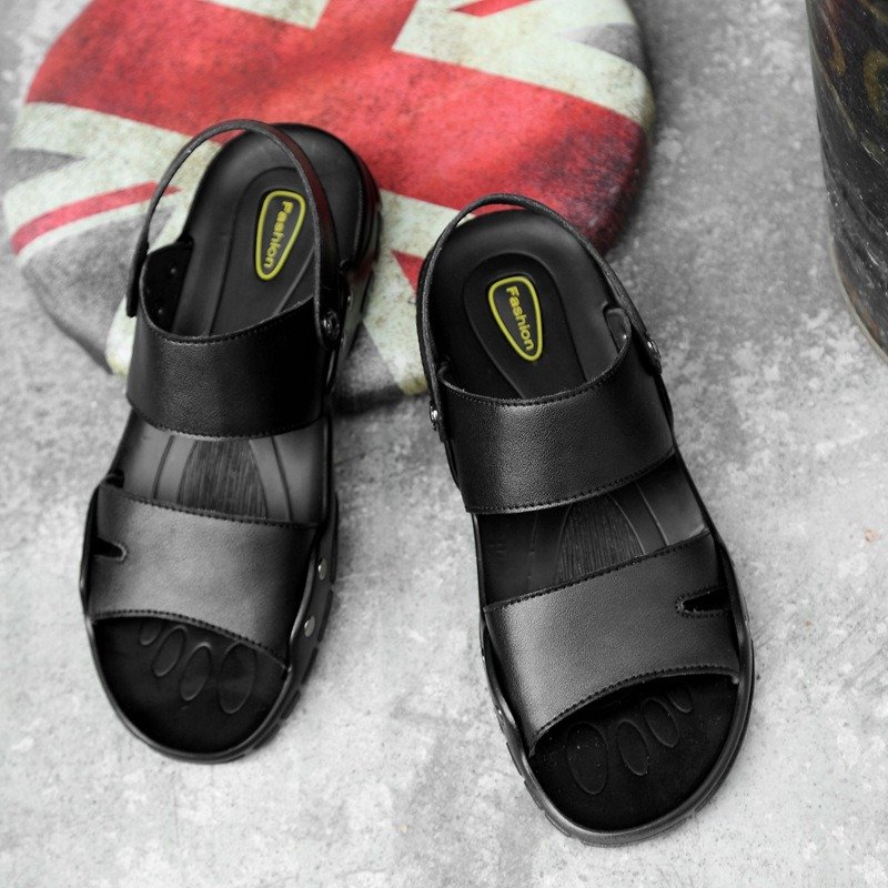 
	Men Pure Color Leather Large Size Non Slip Soft Sole Casual Beach Sandals