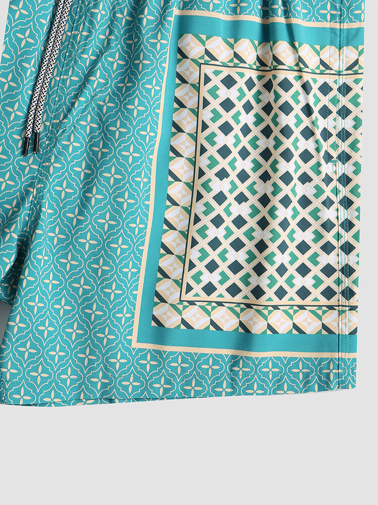 
	Men Elegant Print Patchwork Retro Style Lightweight Thin Drawstring Board Shorts