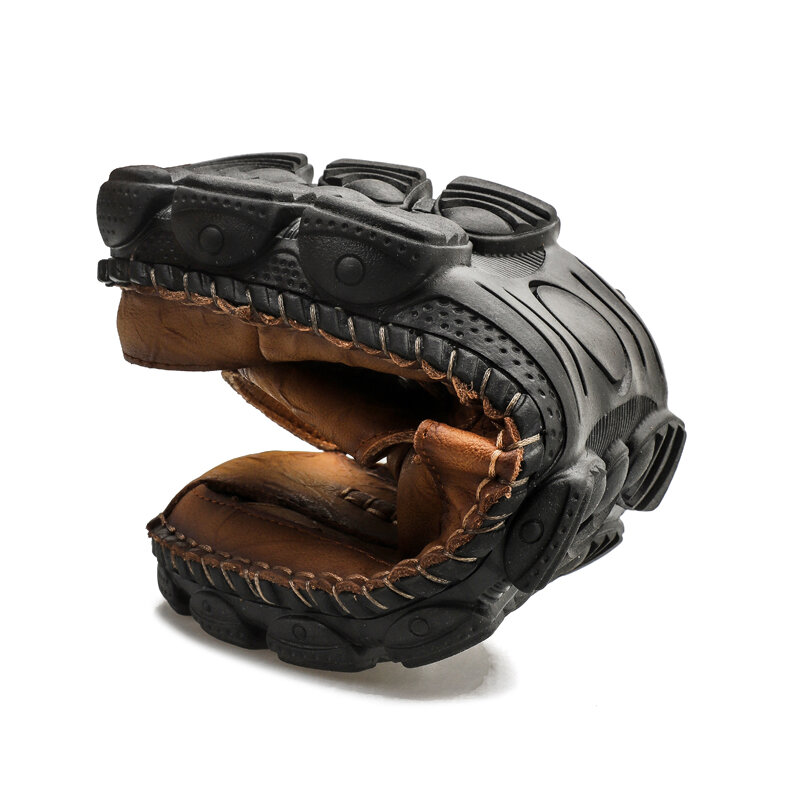 
	Men Cow Leather Hand Stitching Non Slip Outdoor Casual Sandals